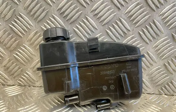 Volvo XC90 Power steering fluid tank/reservoir 30645621