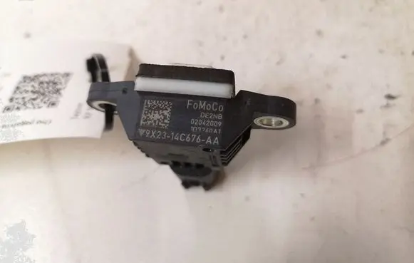 Jaguar XF X250 Airbag deployment crash/impact sensor 9X2314C676AA