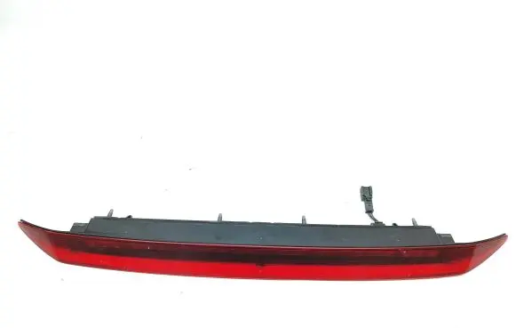 Volvo S90, V90 Third/center stoplight