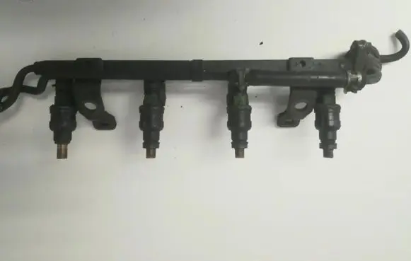 Mazda 323 Fuel main line pipe INP464 INP-464