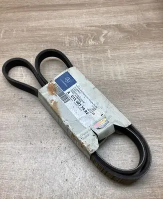 Mercedes-Benz A W168 Alternator belt A0129977492