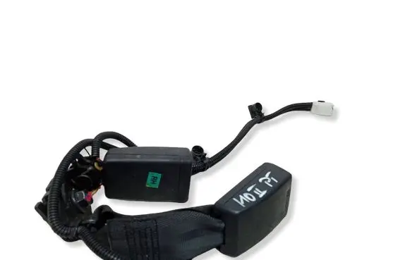 Hyundai i10 Rear seatbelt buckle 