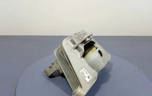 Chrysler Pacifica Engine mount vacuum valve P68224746AD