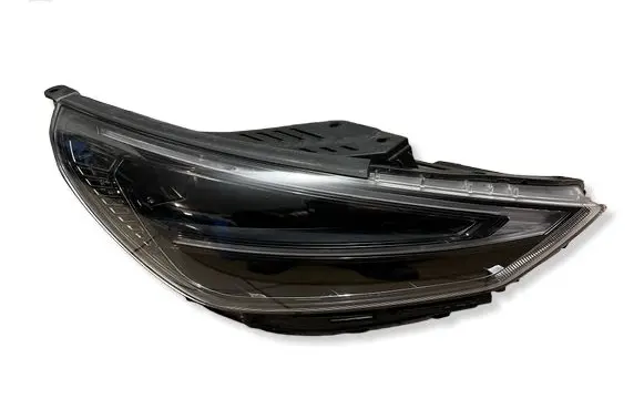 Hyundai i30 Headlight/headlamp 92102G4600