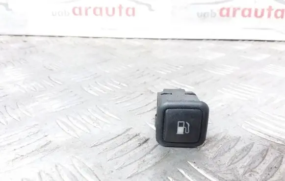 Volkswagen Golf IV Fuel tank opening switch 3B0959833A
