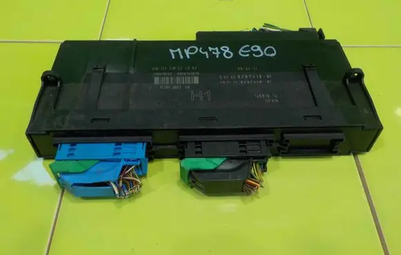 BMW 3 E90 E91 Central body control module 9267419 MP478