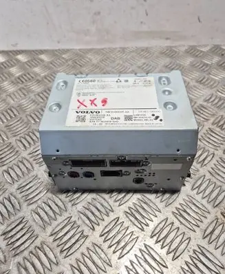 Volvo XC90 Radio/CD/DVD/GPS head unit 31483230