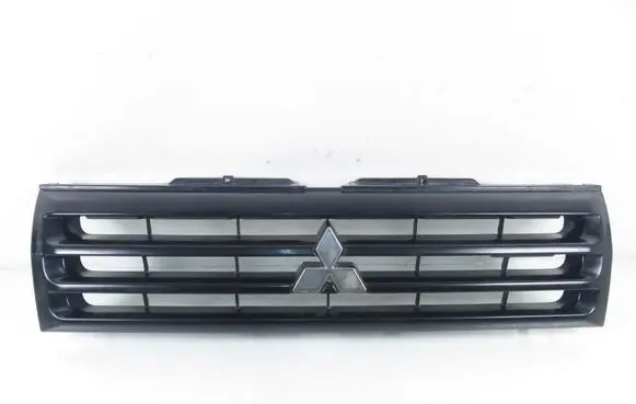 Mitsubishi Pajero Pinin Front grill MR339275