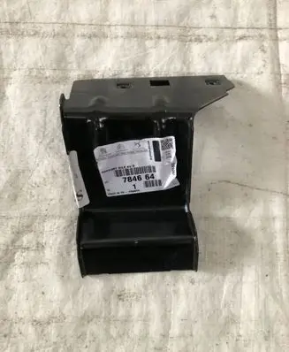 Citroen Berlingo Fender mounting bracket 784664
