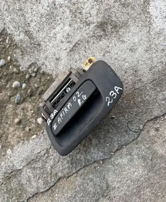 Opel Zafira A Rear door exterior handle
