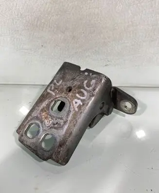 Chrysler PT Cruiser Front door upper hinge