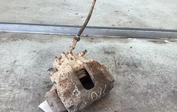 Volvo S80 Front brake caliper