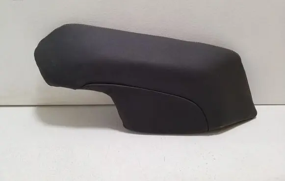 Volvo V50 Rear seat side top trim 