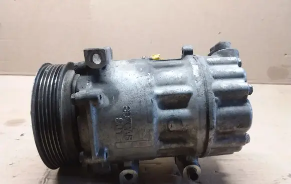 Citroen C4 I Picasso Air conditioning (A/C) compressor (pump) 9651911380