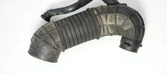 Audi A4 S4 B7 8E 8H Air intake hose/pipe 8E0129615J
