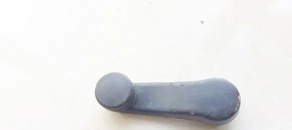 Volkswagen Golf III Front door window winding handle 1h0837581b