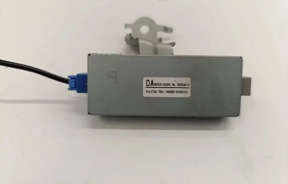 Toyota Corolla E210 E21 Aerial antenna amplifier 863C002040