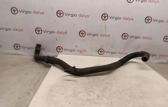 Coolant pipe/hose