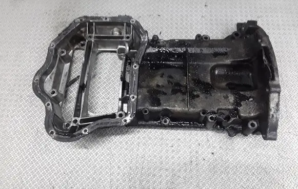 Nissan Primera Oil sump