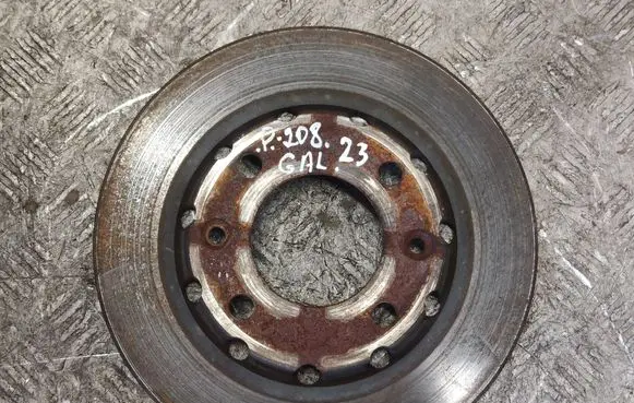 Peugeot 208 Rear brake disc
