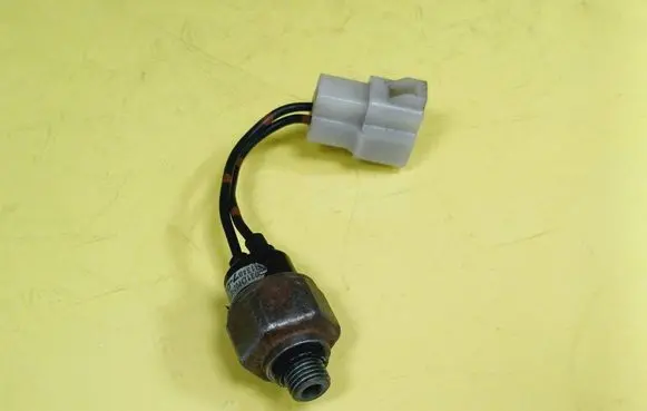 Mazda MX-3 Air conditioning (A/C) pressure sensor R134A