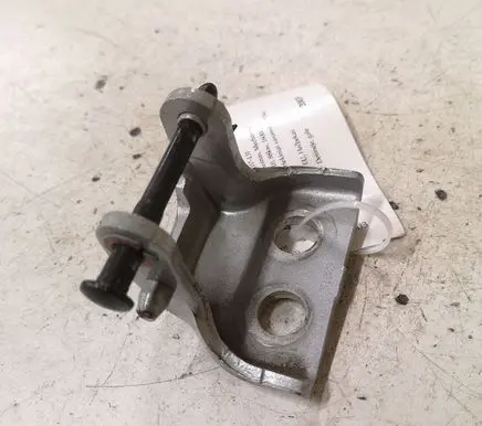 Peugeot 308 Rear door upper hinge