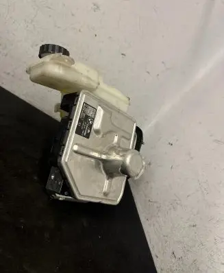 BMW X5 G05 ABS Pump 6899246