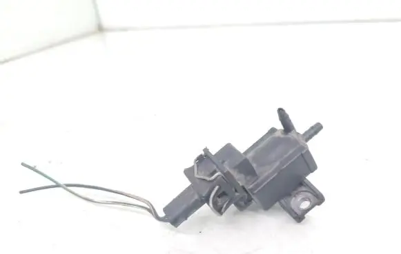 Toyota Avensis T250 Turbo solenoid valve 258600R010