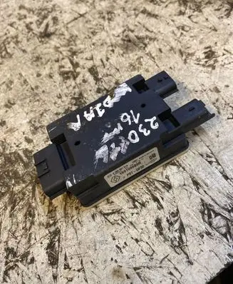 Renault Kadjar Fuel injection pump control unit/module 169108688r