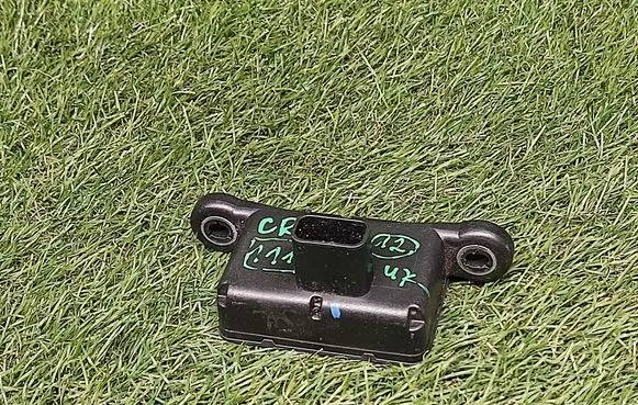 Chevrolet Cruze ESP acceleration yaw rate sensor 13578326
