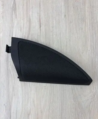 Mercedes-Benz ML W166 Front door high frequency speaker A1667200244