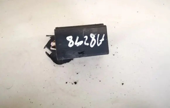 Opel Zafira B Coolant fan relay 13119468