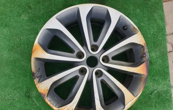 R18 alloy rim