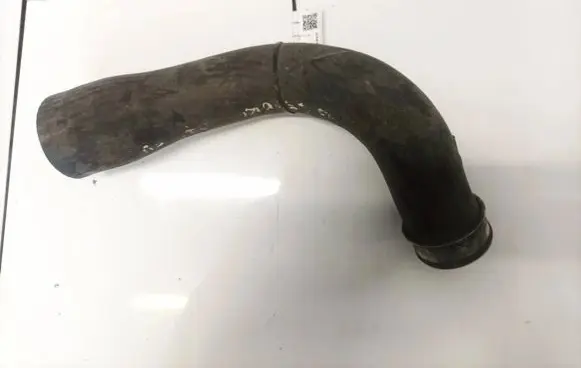 Jeep Grand Cherokee (WK) Intercooler hose/pipe