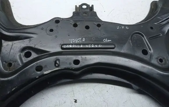 Toyota Corolla Verso AR10 Front subframe