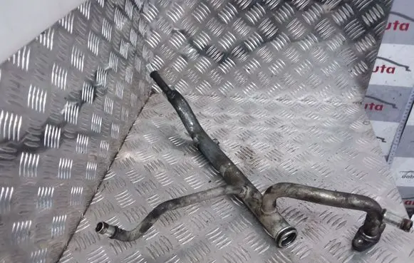 Volvo V70 Engine coolant pipe/hose