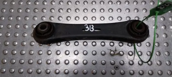 Rear control arm