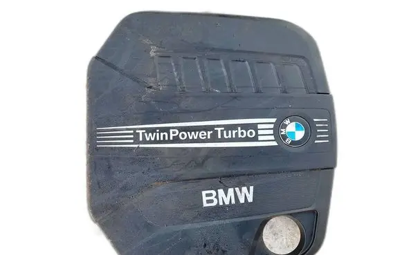 BMW 5 F10 F11 Engine cover (trim) 11148513452 11148513453