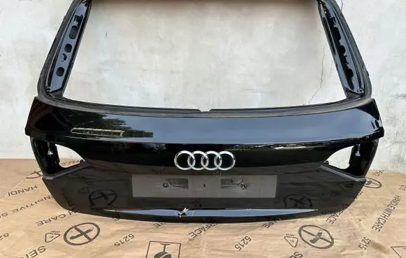 Audi A4 S4 B8 8K Tailgate/trunk/boot lid
