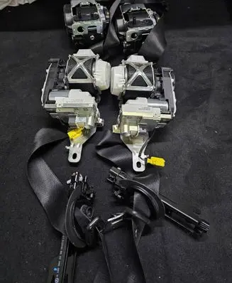 Mercedes-Benz GLE (W166 - C292) Set of seat belts A000169929