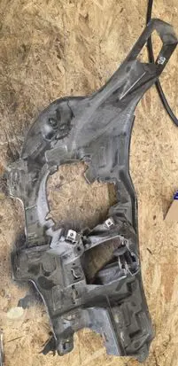 BMW X3 F25 Fog light bracket 7347625