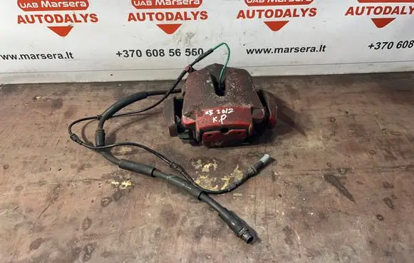 BMW X5 E70 Front brake caliper 0176