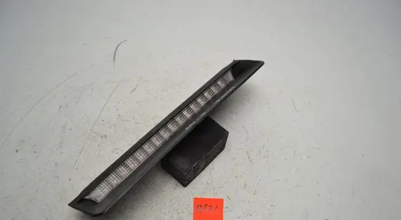 Opel Astra G Third/center stoplight 09927034