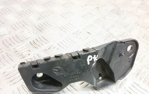 Mazda CX-3 Front bumper mounting bracket D10J500U1