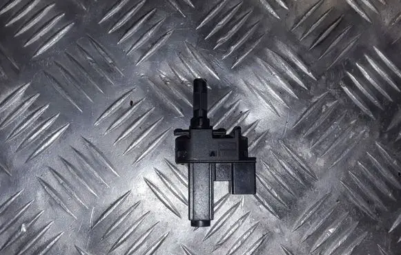 Clutch pedal sensor