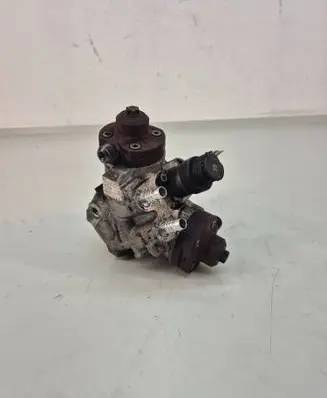 BMW 6 F12 F13 Fuel injection high pressure pump 7823470