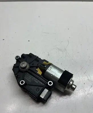 Peugeot 407 Sunroof motor/actuator FR01600350A 1701848F 06550460