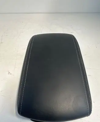 Peugeot 308 Armrest 1301721XZD 10003429 2112012
