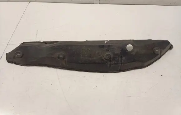 Mercedes-Benz E A207 Fender end trim A2078890125