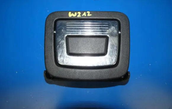 Mercedes-Benz E W212 Other trunk/boot trim element